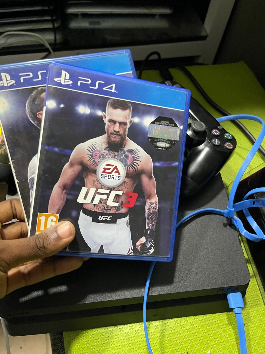 Ps4  slim
