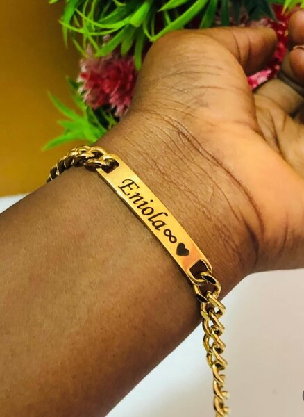 Customized jewelry