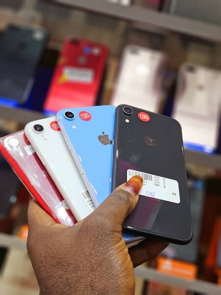 iPhone XR