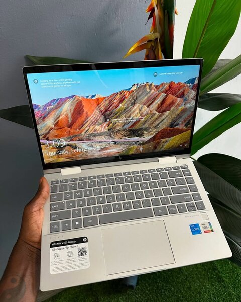 HP Envy x360 TouchScreen Core i5 13 Generation
