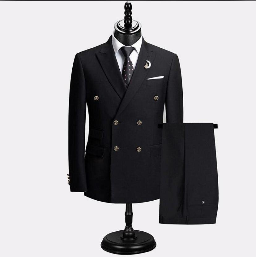 costume de cérémonie.