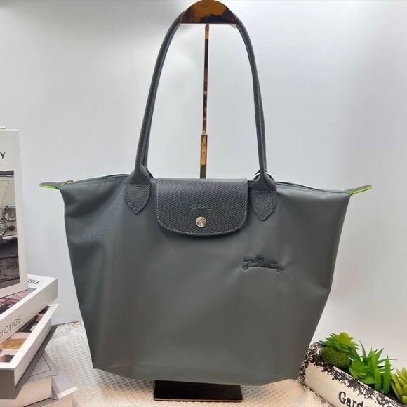 Longchamp taille L