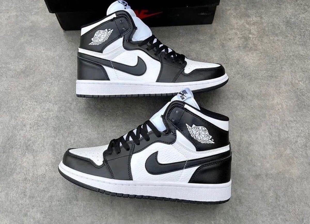 Air Jordan Retro 1