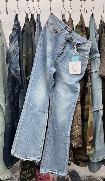 Baggy jeans