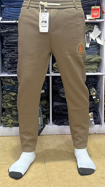 brown pants