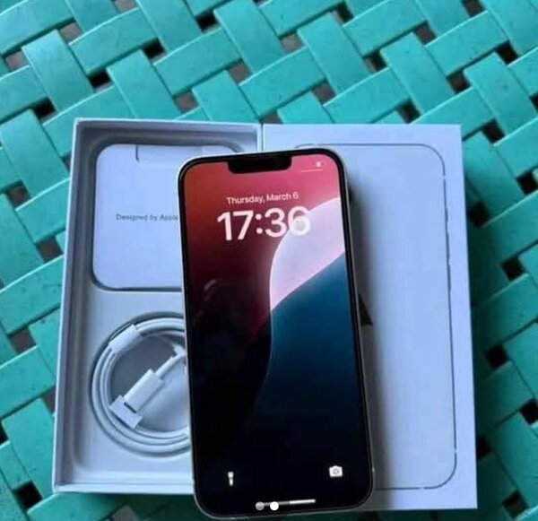 iPhone 13