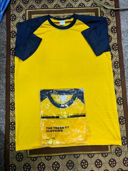 Tee-shirt