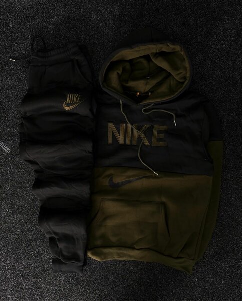 Ensemble de survêtement Nike