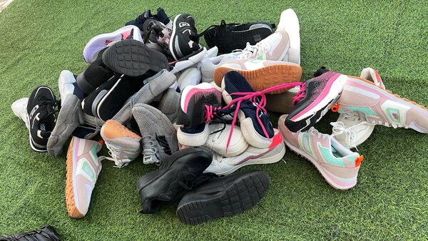 Sneakers