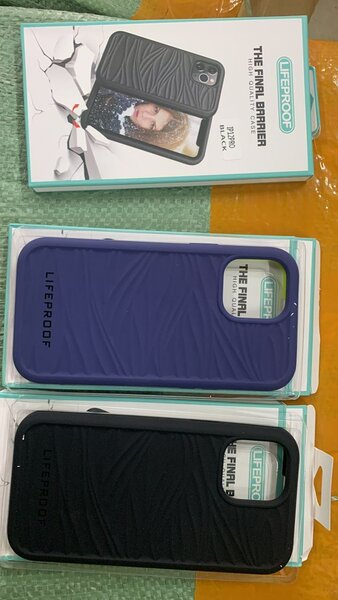 Iphone life proof case