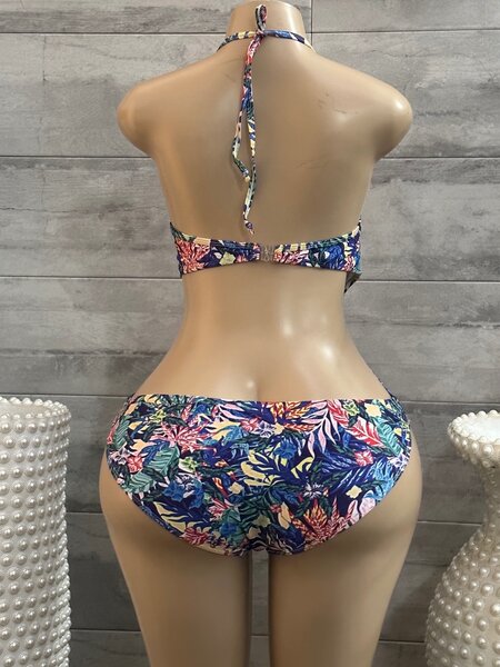 Ladies swimsuits