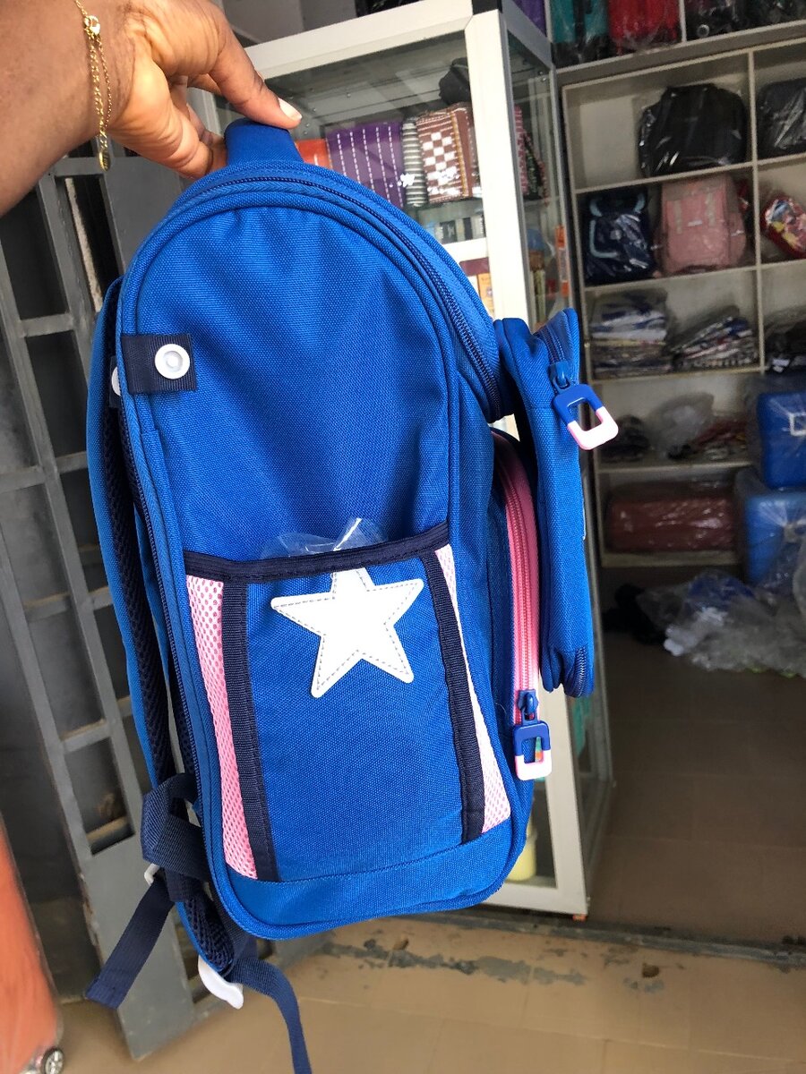 Sac à dos scolaire coloré