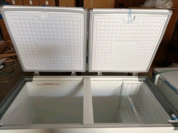 Double door freezer