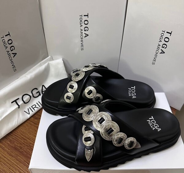Sandales TOGA tendance