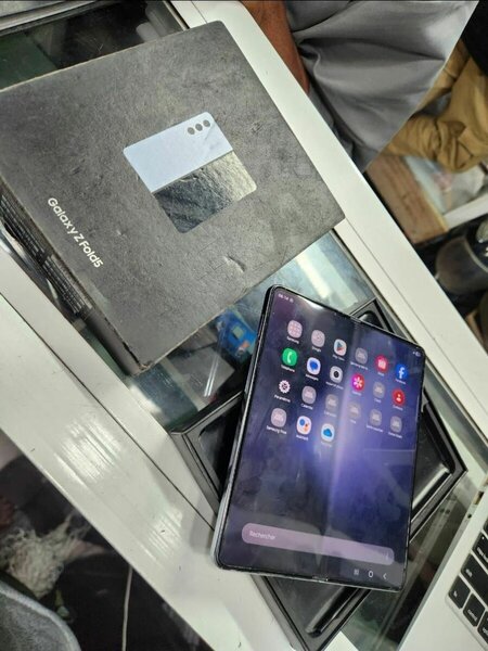 Samsung Galaxy Z Fold 5 / 512G