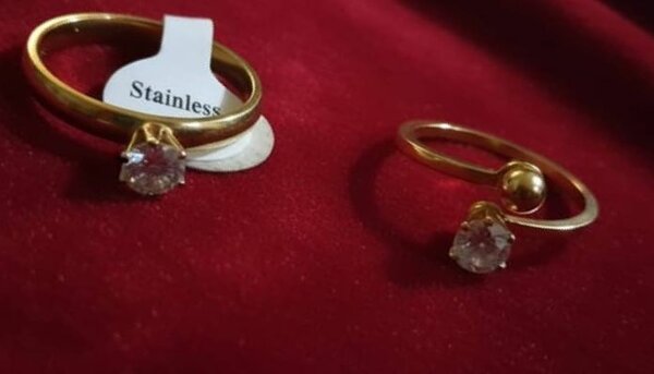 Bague en acier inoxydable avec strass