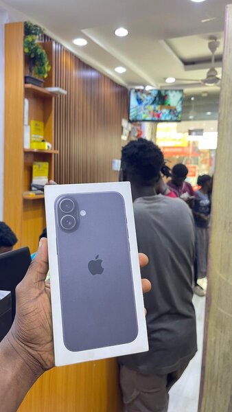 iPhone 16plus