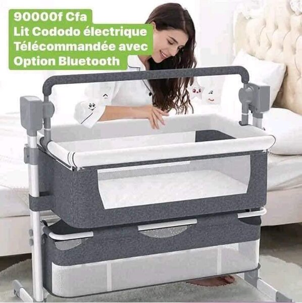 Gris. Lit Cododo balancelle electrique telecommandee. Avec option bluetooth