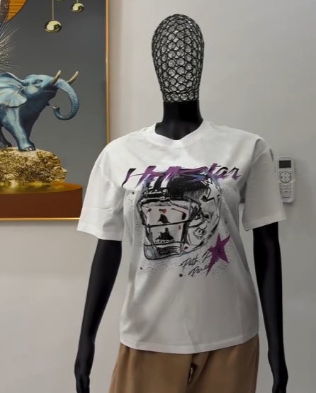 T-shirt white