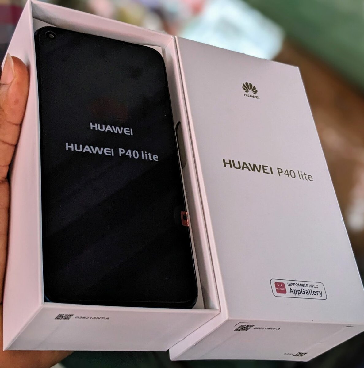 HUAWEI P40 LITE 128/8GO SCELLÉ