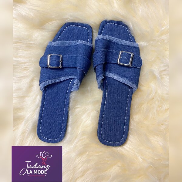 Sandals slippers