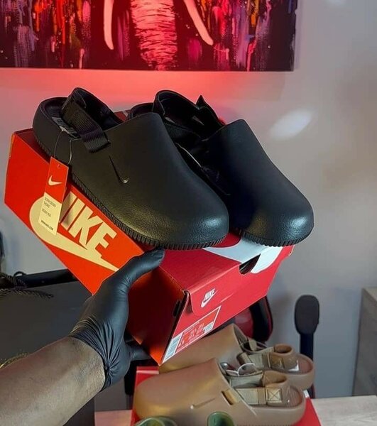Nike mules ( Nike crocs)