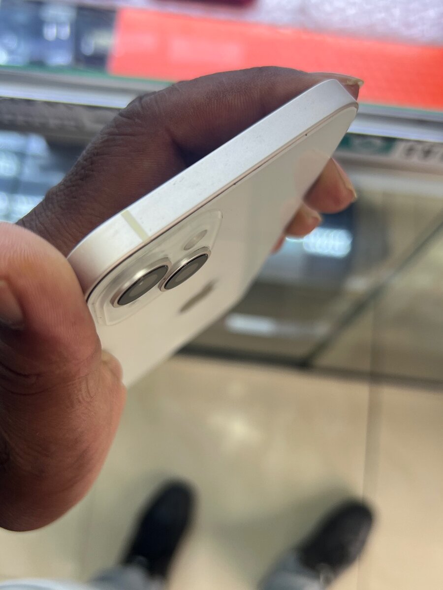 iPhone 13