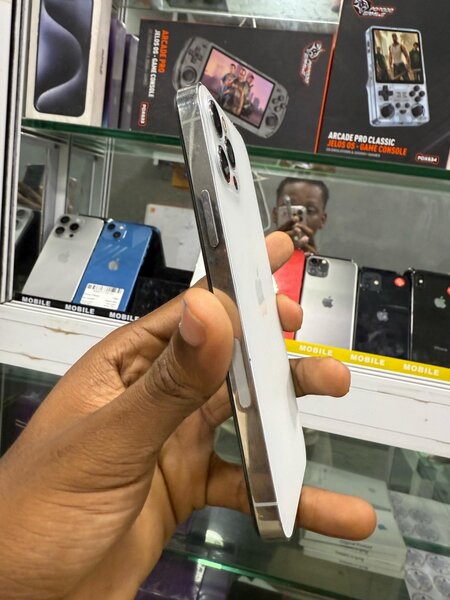 IPHONE 12 PRO