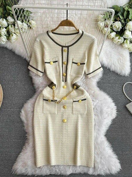 Chic robe