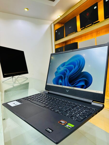 HP VICTUS 15 GAMING
