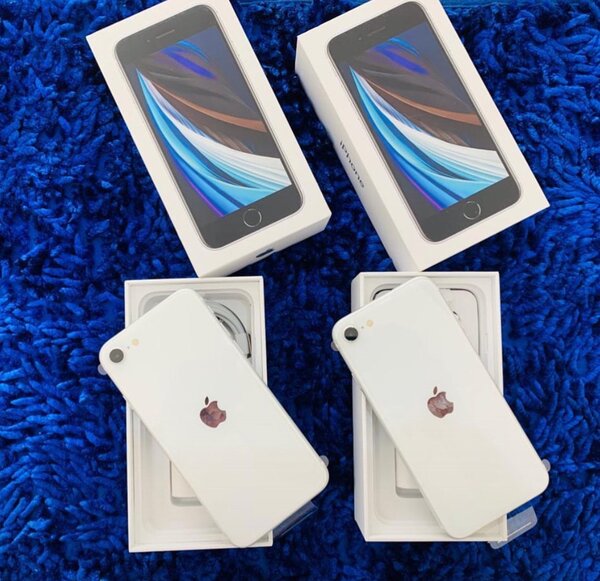 iPhone SE 64GB