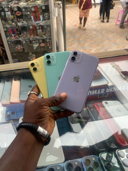 iPhone 12