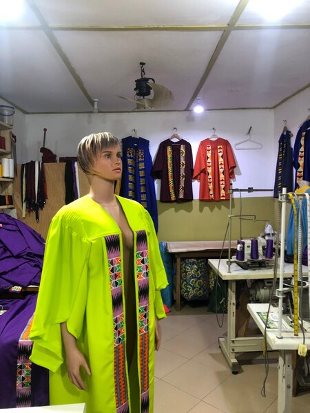 GRADUATION GOWNS