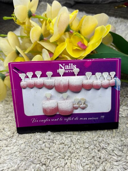 Set de Faux Ongles Roses
