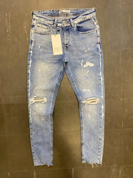 Baggy jeans