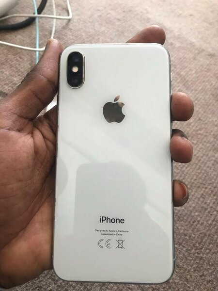 IPHONE X