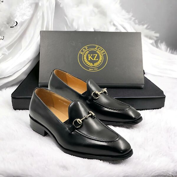 Splid fashiom shoes
