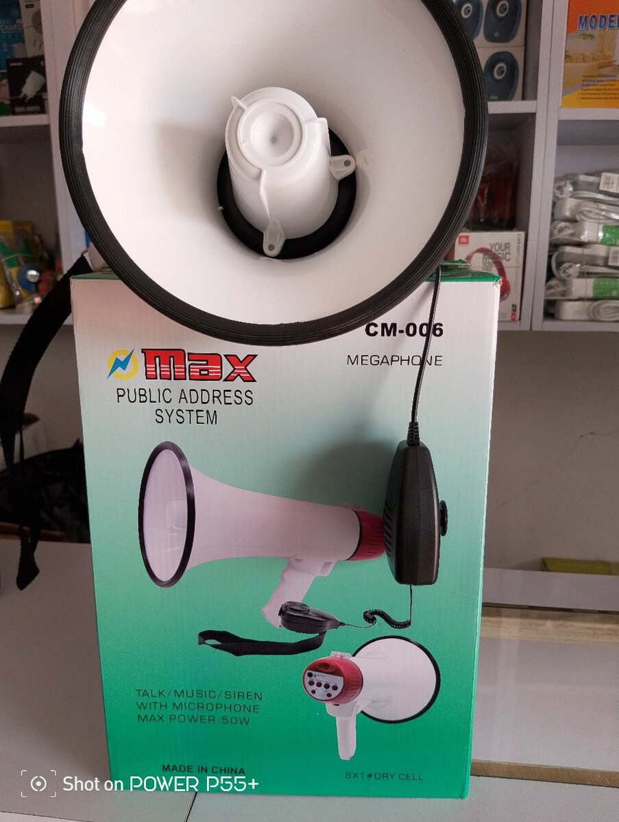 Mégaphone Puissant Max CM-006