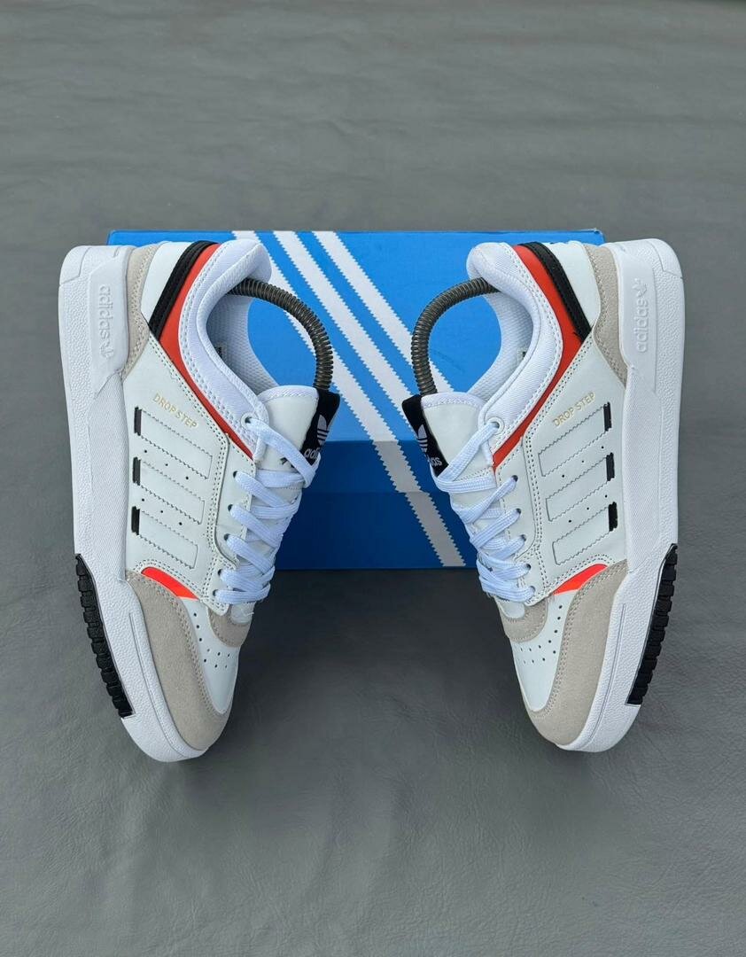 Sneakers blancs vintage classiques