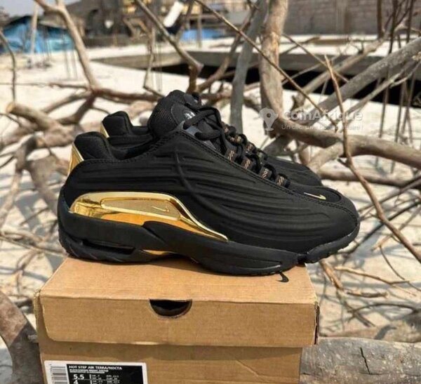 Nike hot step 2