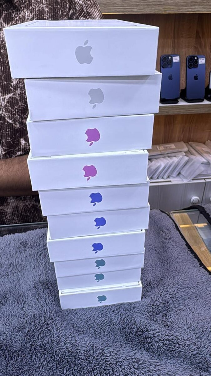 iPhone 16