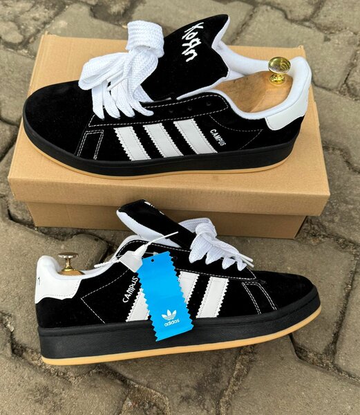 Adidas campus