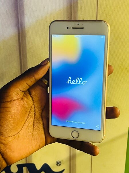 iPhone 7plus 128gb