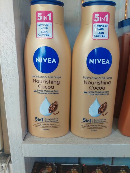 Nivea Nourishing Cocoa body lotion