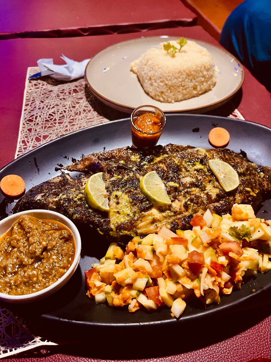 Poisson Grillé avec Riz
