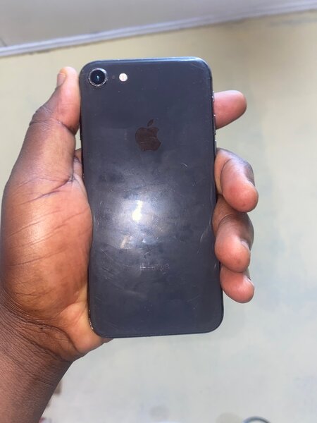 iPhone 8