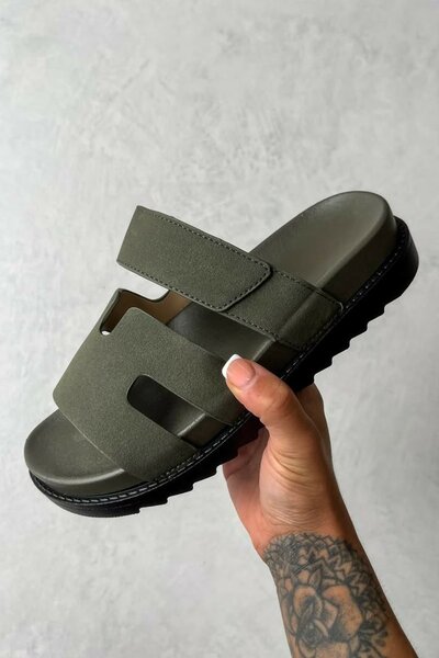 Classic flip flops