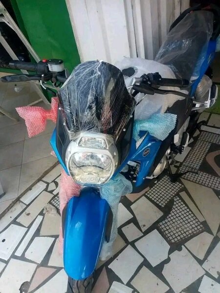 Moto sportive élégante