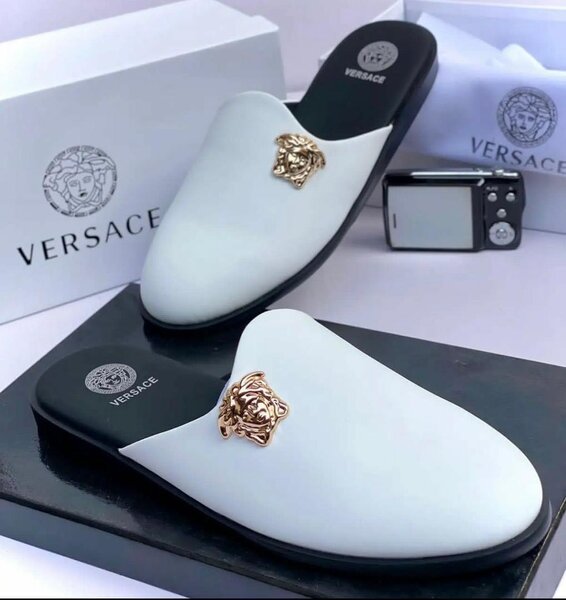 VERSACE