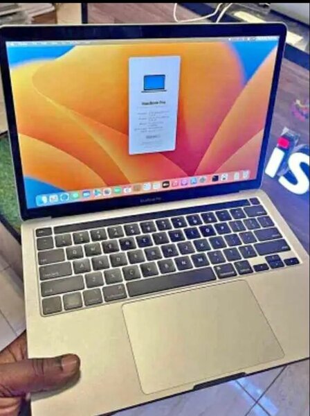 MacBook Pro 2024